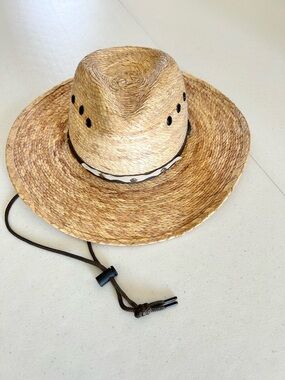 Straw Wide Brim Sun Hat w/ Chin Strap – Lightweight Outdoor Hat